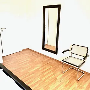 Super Zentral Begehrte Wohnlage Parkplatz Vor Haus Nürnberg